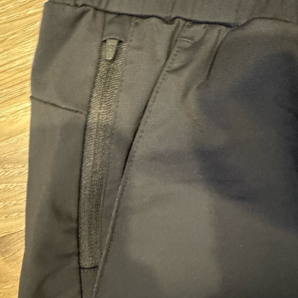 Avalanche Black Outdoor athletic shorts size large men's - Picture 5 of 6